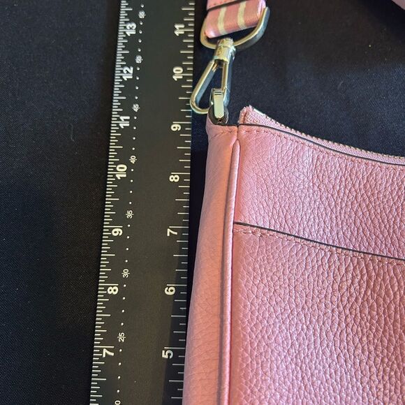 Kate Spade Pink Leather Shoulder Bag & Pouch So Cute. Perfect Size! - Picture 4 of 12